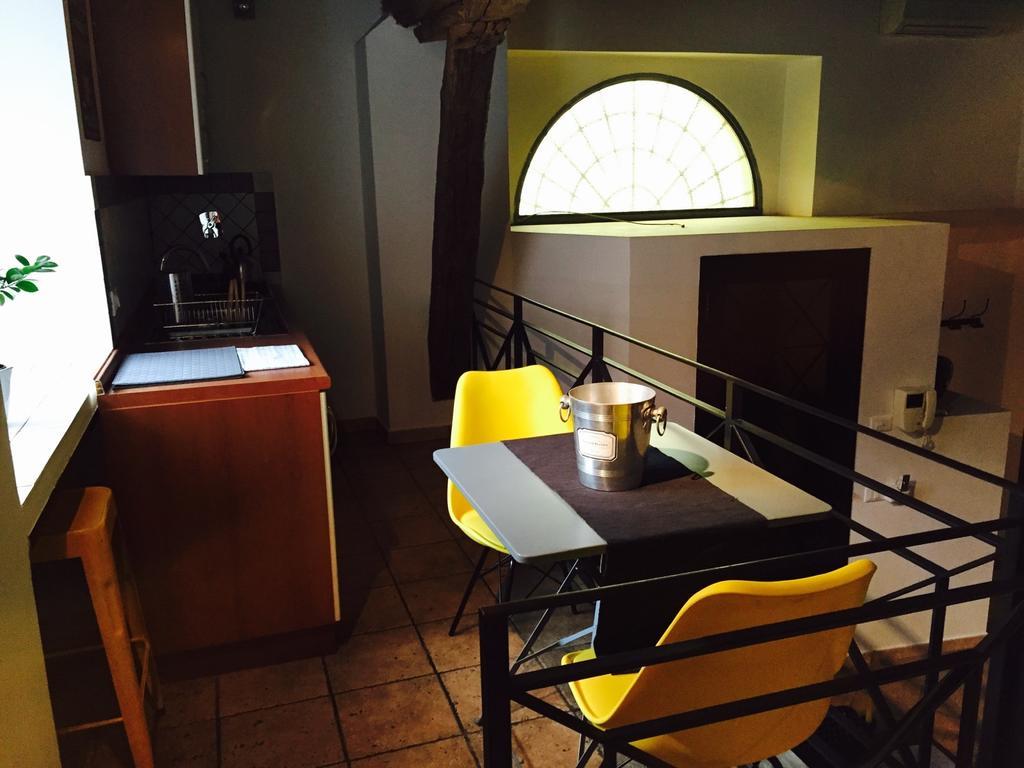 Home2Rome - Trastevere Room photo